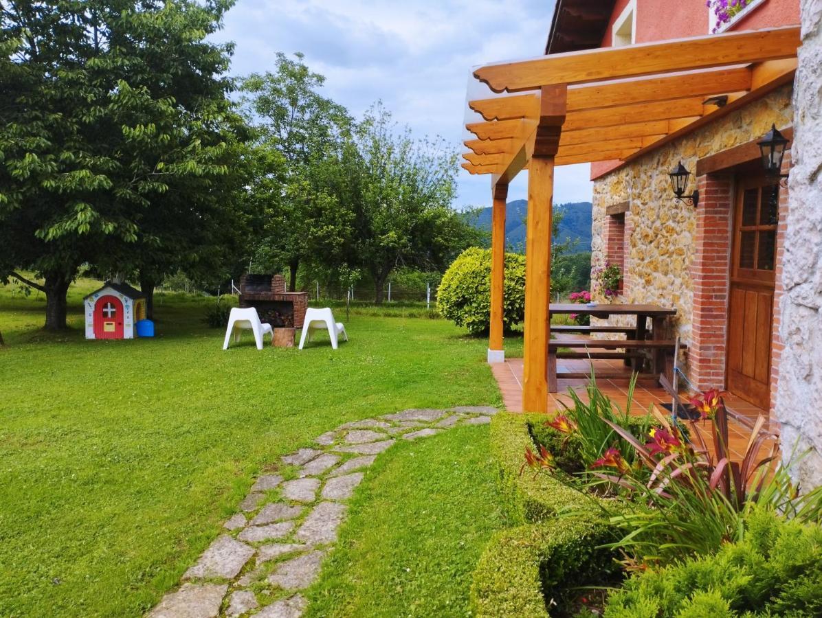 Casa Rural El Jondrigu Onís Exteriör bild